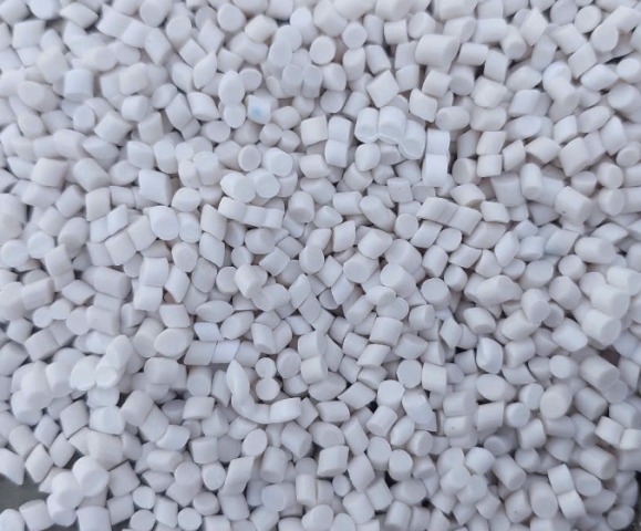 Hạt Nhựa PVC dùng trong ngành nhựa công nghiệp hiện nay